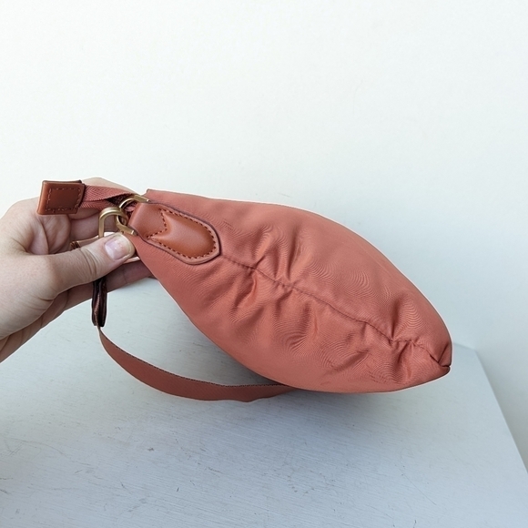 A New Day Puffer Coral Rose Messenger Crossbody Bag Purse - Picture 6 of 10